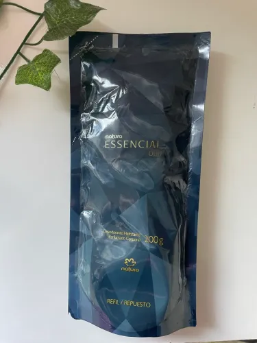 Refil Desodorante Hidratante Corporal Natura Essencial Oud - 200g
