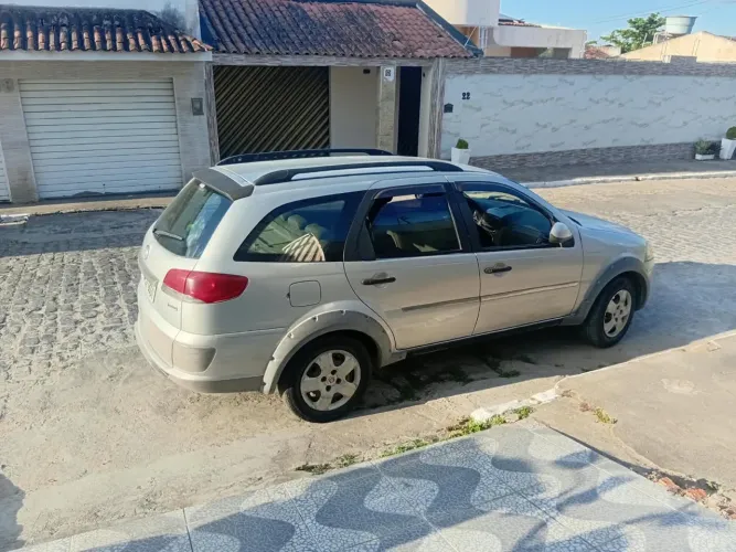 Fiat Palio Weekend Trekking 1.6 Flex 16V 5P 2013