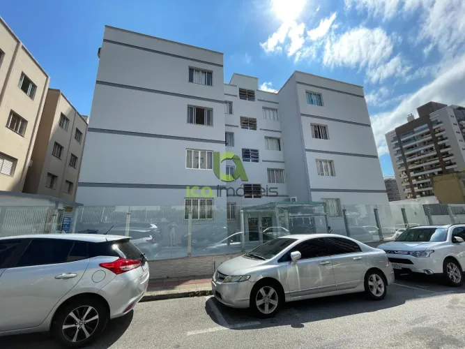 APARTAMENTO PARA ALUGAR NO CENTRO DE FLORIANÓPOLIS