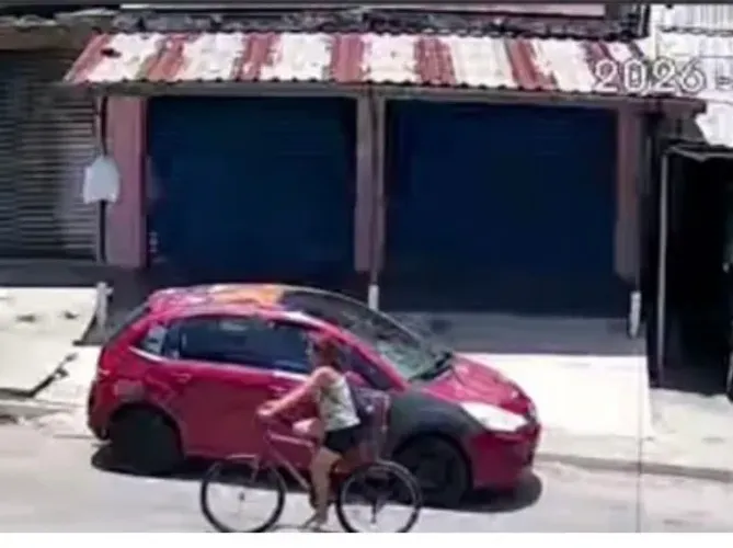 LOJA GRANDE de frente para rua