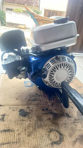 Motor Toyama 6.0hp com rabeta completa