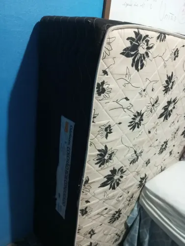 Cama unibox casal semi nova