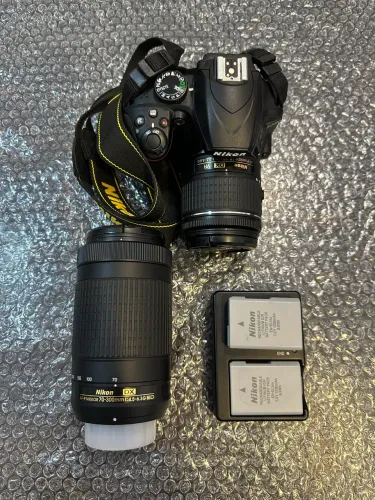 Nikon D3400 com 2 lentes