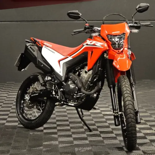 XR 300L TORNADO FLEX 2025 Vermelha