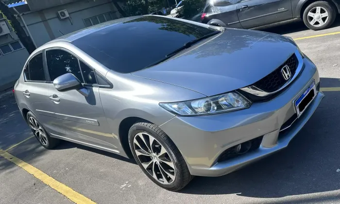 Honda Civic Sedan LXR 2.0 Flexone 16V Aut. 4P 2016
