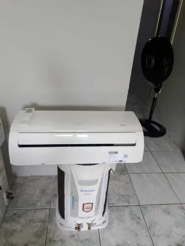 Ar condicionado spring midea 9mil buts inverter 