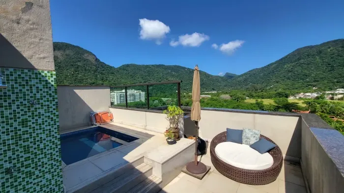 COBERTURA À VENDA NO MAUI PONTAL OCEANICO RECREIO DOS BANDEIRANTES RJ COM 4 QUARTOS
