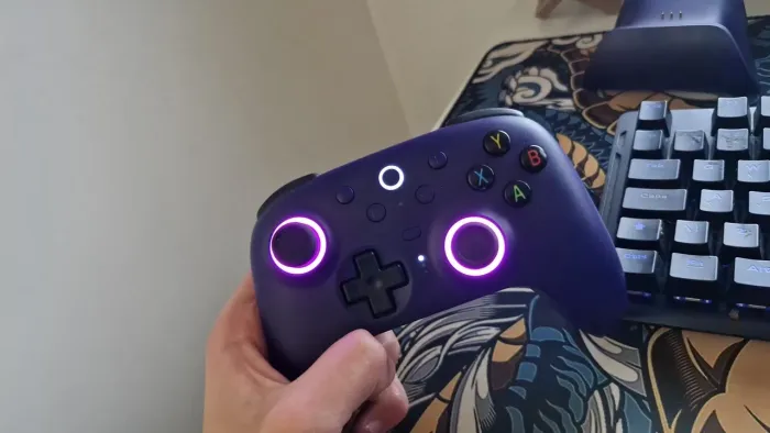 Controle Sem Fio 8BitDo Ultimate 2 Wireless + Dock de Carregamento (Cor Roxo)