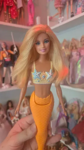 Boneca Barbie Sereia 1 Laranja