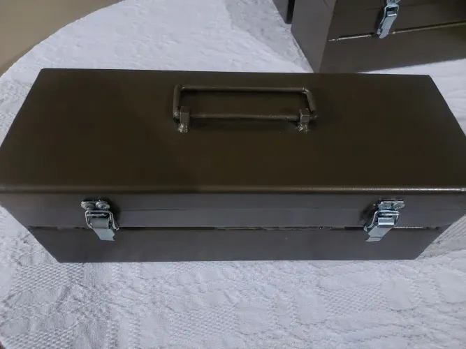 Vendo maleta para ferramentas de ferro