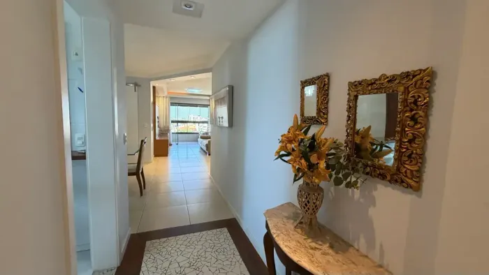 Apartamento mobiliado na Praia dos Cavaleiros