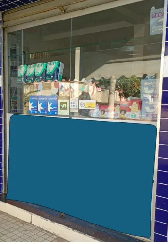 vitrine de vidro com aluminio