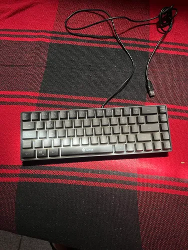 Teclado 60% gamer evolut
