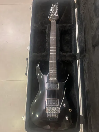 Ibanez js100 com peças da js1000