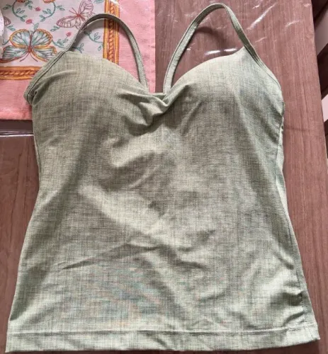 Cropped regata