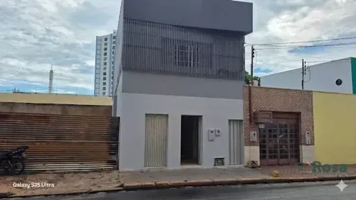 Sobrado para venda, - Comercial e Residencial - Centro-sul, Cuiabá