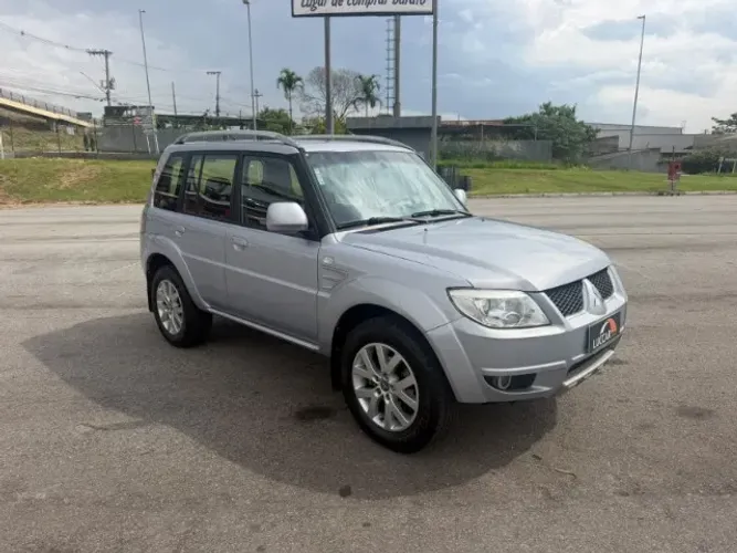 Mitsubishi Pajero TR4 2.0 Flex 16V 4X2 Aut. 2012