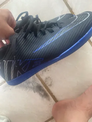 Chuteira Futsal 37 , Muito Nova !