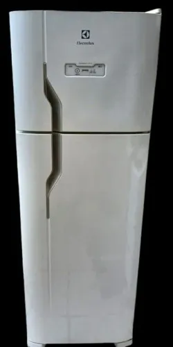 Geladeira Eletrolux 110 / 220