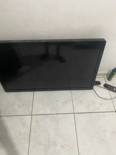 Vende-se tv Philips 42 polegadas