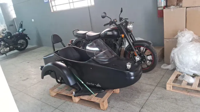 Sid Club + Royal Enfield