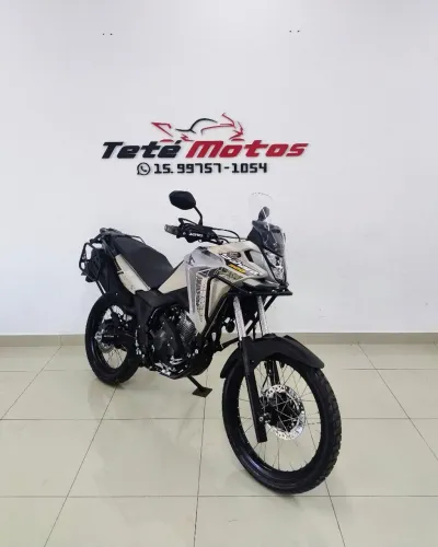 Sahara 300 Adventure ABS 2025 (Venda // Troca // Financia )