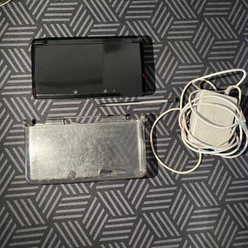 Nintendo 3DS Clear Black Japonês - Especial, completamente preto