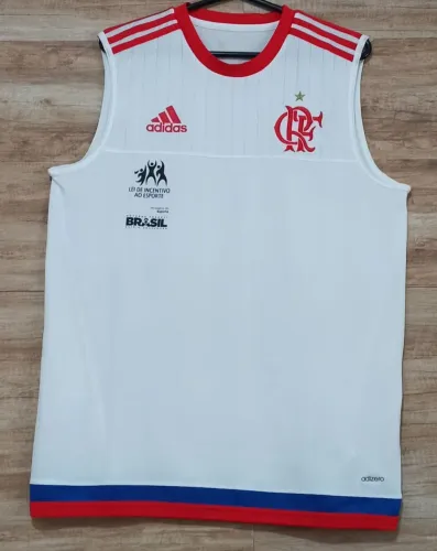 Regata do Flamengo Branca em Homenagem aos 450 anos do RJ