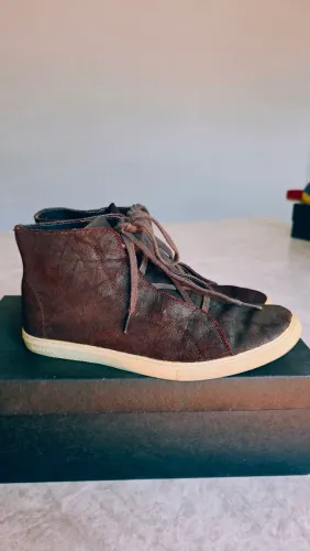 Bota cano baixo ellus slim concept grato em couro n40