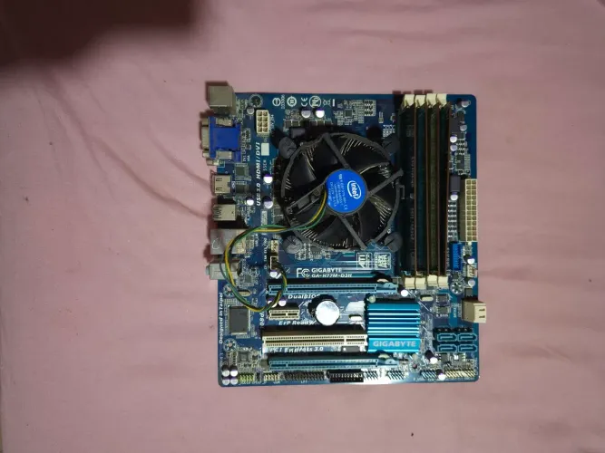 Kit upgrade i5330 + cooler; placa mãe h77m-d3h gibabyte; 8 memória ram