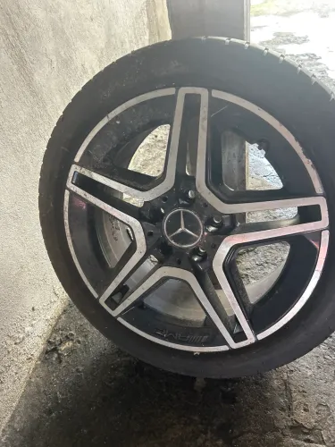 Roda Mercedes