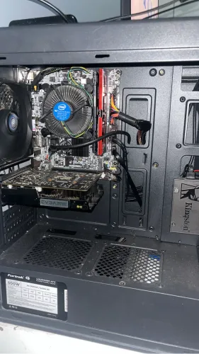 DESKTOP I7 8geração + 1050ti + 16gb memória + 2TB + SSD240GB