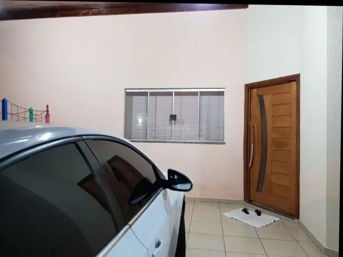 Venda de Casas / Padrão na cidade de Américo Brasiliense