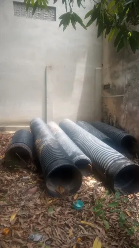 Dutos tubulação de esgoto de 500 mm 2 de 4 M e os demais de 2 M.M e 