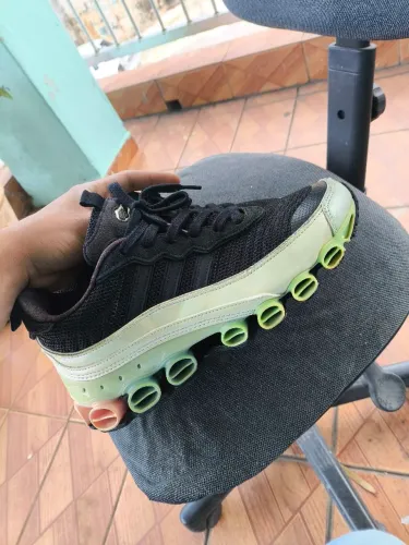 Adidas microbounce