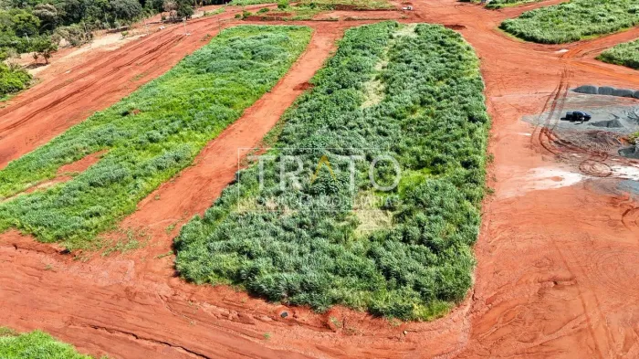 Terreno à venda no Condomínio Terras Alpha Park 2