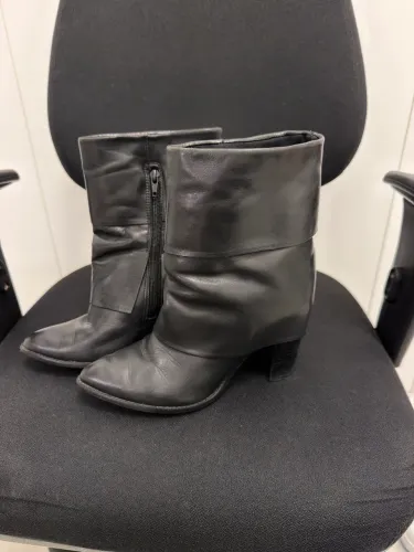 Bota Arezzo 35