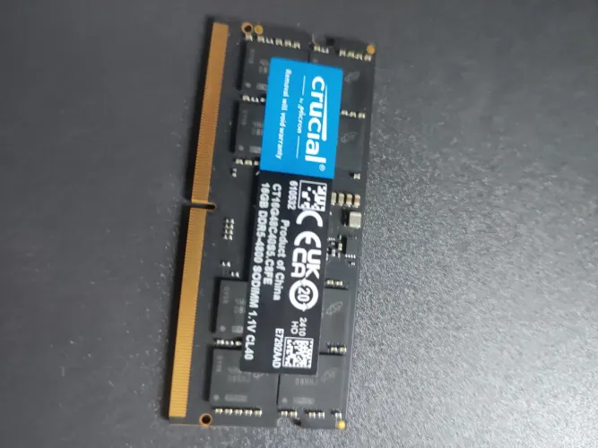 Vende se memória RAM DDR 5 16 GB notebook crucial