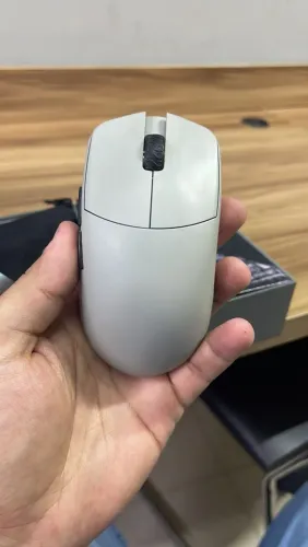 MOUSE LAMZU MAYA SUPER LIGHT