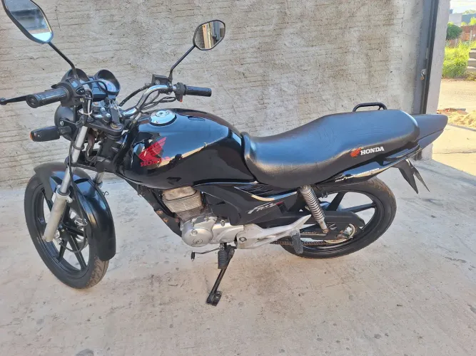 Vendo fan 150 em ótimo estado de conservação