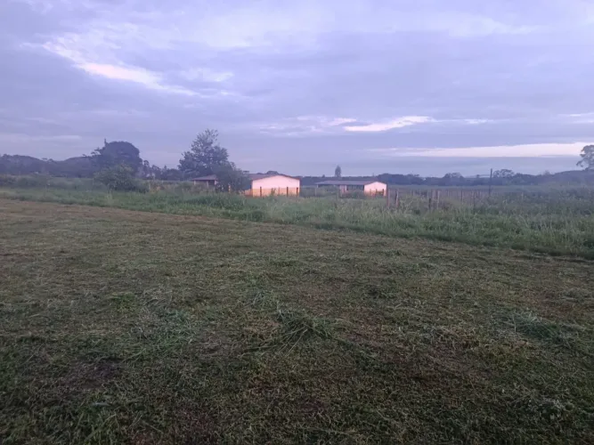 Excelente chácara a 7 km de ouro verde