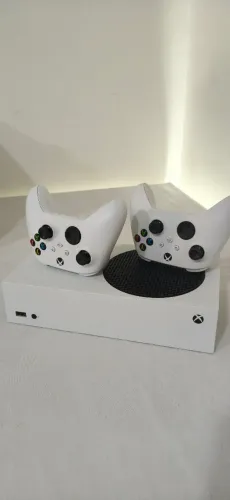 Xbox Series S 512GB TOP + 2 Controles / Pronta Entrega / Parcelo até 18x / Entrega Grátis