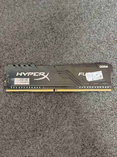 Memória RAM 8GB HyperX Fury DDR4 2400MHz CL15 Preta - Excelente Estado