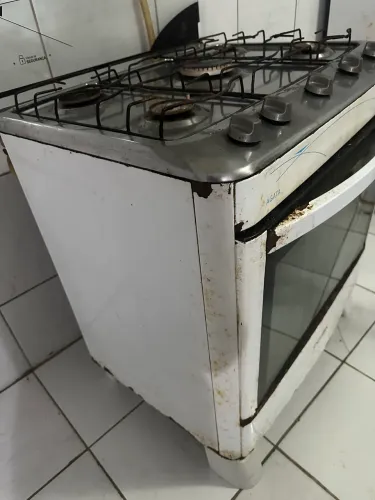 FOGÃO RETIRADO DE PEÇA
