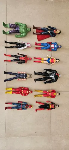 Coleção Bonecos Marvel Comics DC (Hulk, Homem Aranha, Super-Homem)