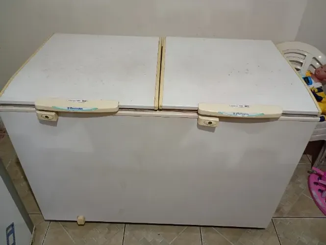 Freezer Eletrolux H400