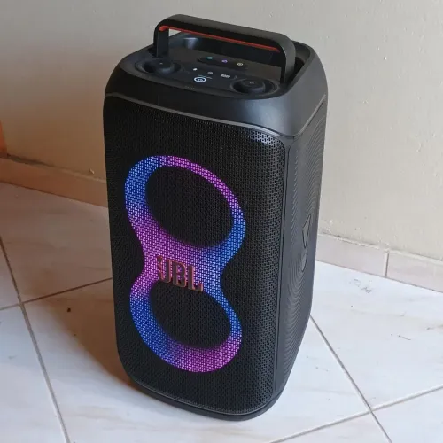 Caixa de som JBL PartyBox Club 120 160w torre para festas usada