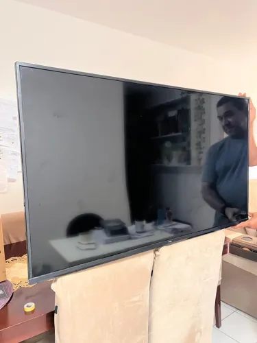 1 Tv TCL e 1 Tv Samsung 58 polegadas