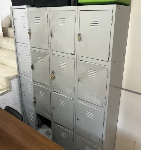 1 Armário para Vestiário de Aço 12 portas 