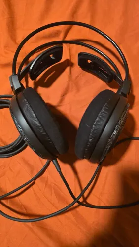 Fone de ouvido Audio Technica ATH-AD700x - Usado